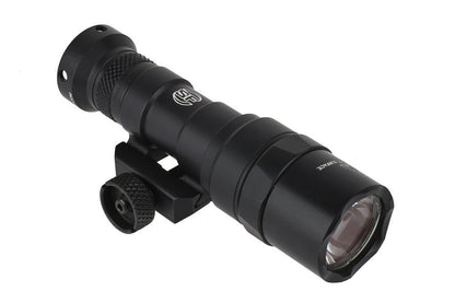 SureFire Compact LED Scout Light, TIR Lens, Tumbscrew Mount #M300C-Z68-BK