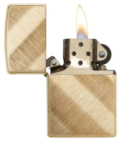 Zippo Diagonal Weave Brass, Gold-Flashed Insert, Windproof Lighter #29675