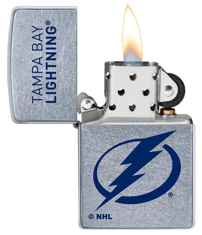 Zippo NHL Tampa Bay Lightning, Street Chrome Finish Windproof Lighter #49385