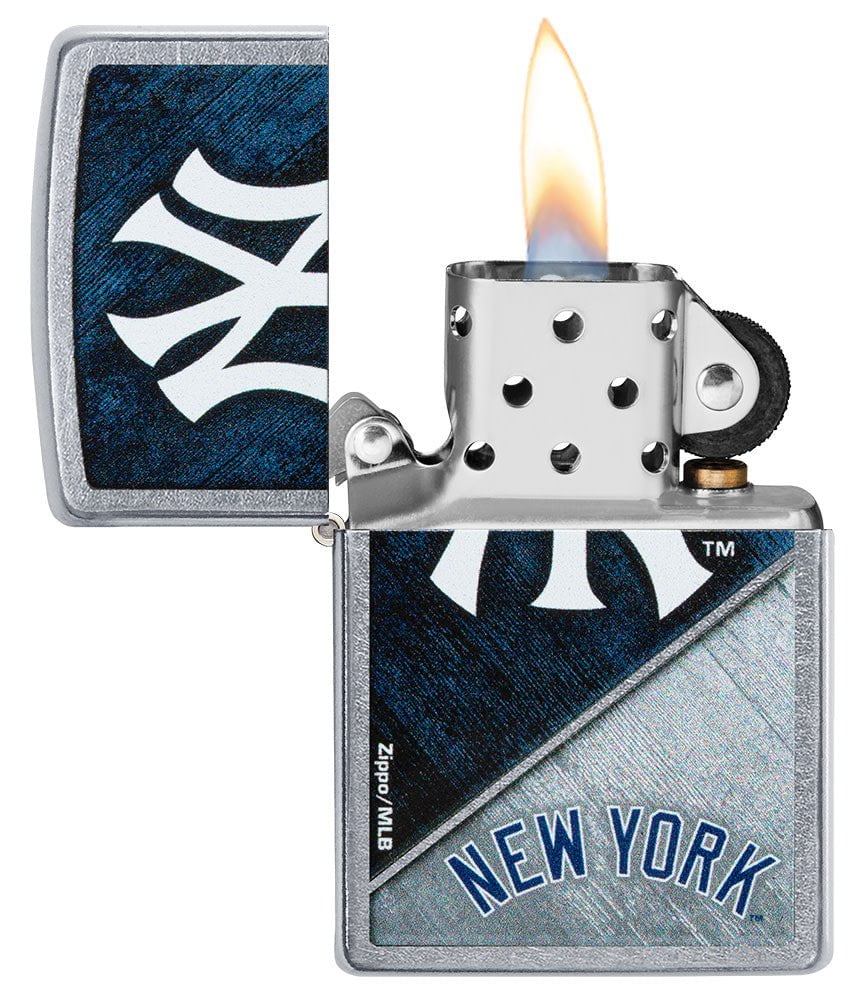 Zippo MLB NY Yankees Baseball Team, Street Chrome Lighter #49742