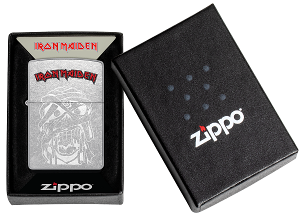 Zippo Iron Maiden Lustre Etch Design, Street Chrome Lighter #48667